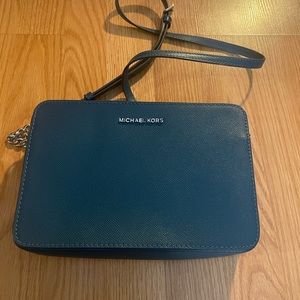 Michael Kors crossbody purse